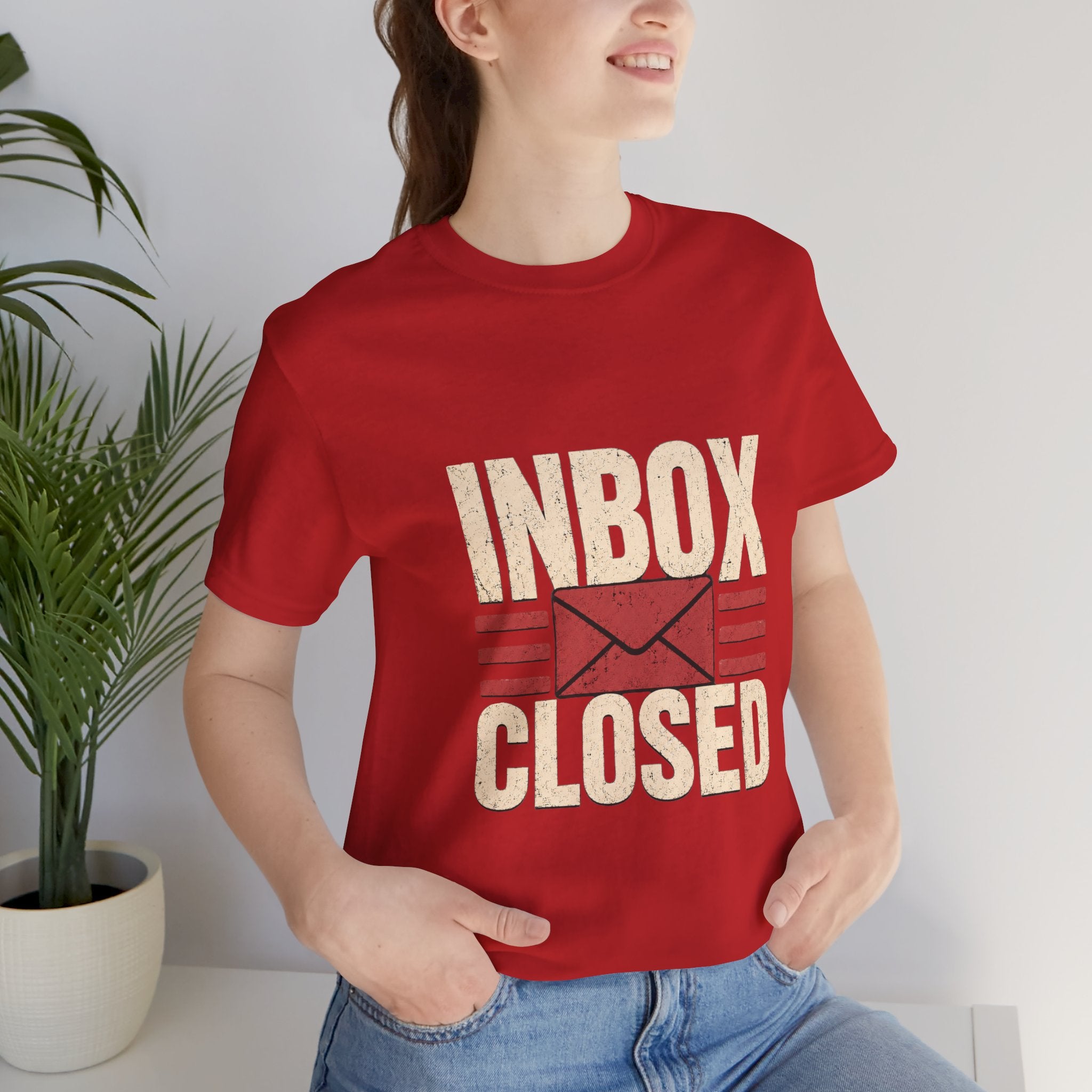 Color: Red | Mockup 3