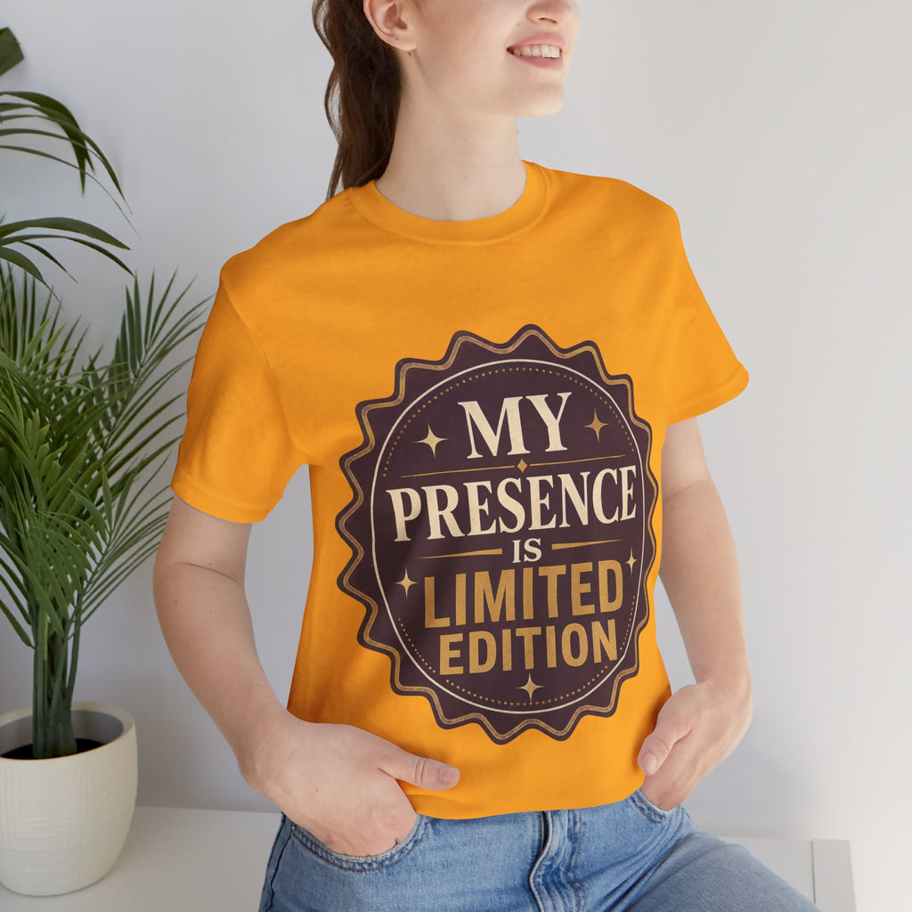 Color: Gold | Mockup 3