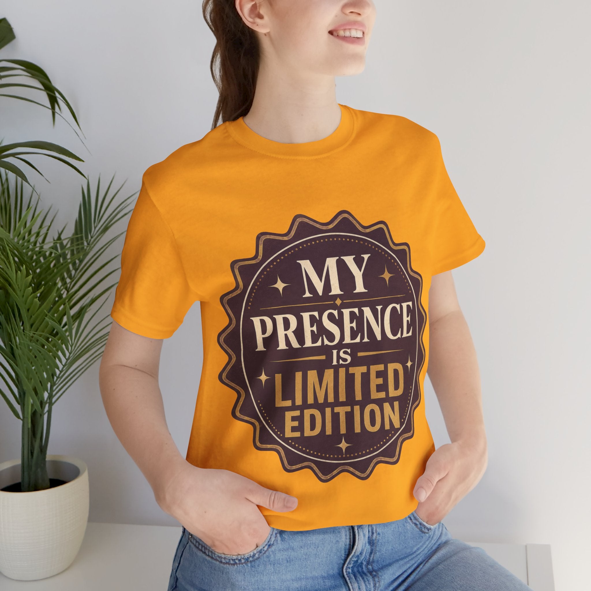 Color: Gold | Mockup 3