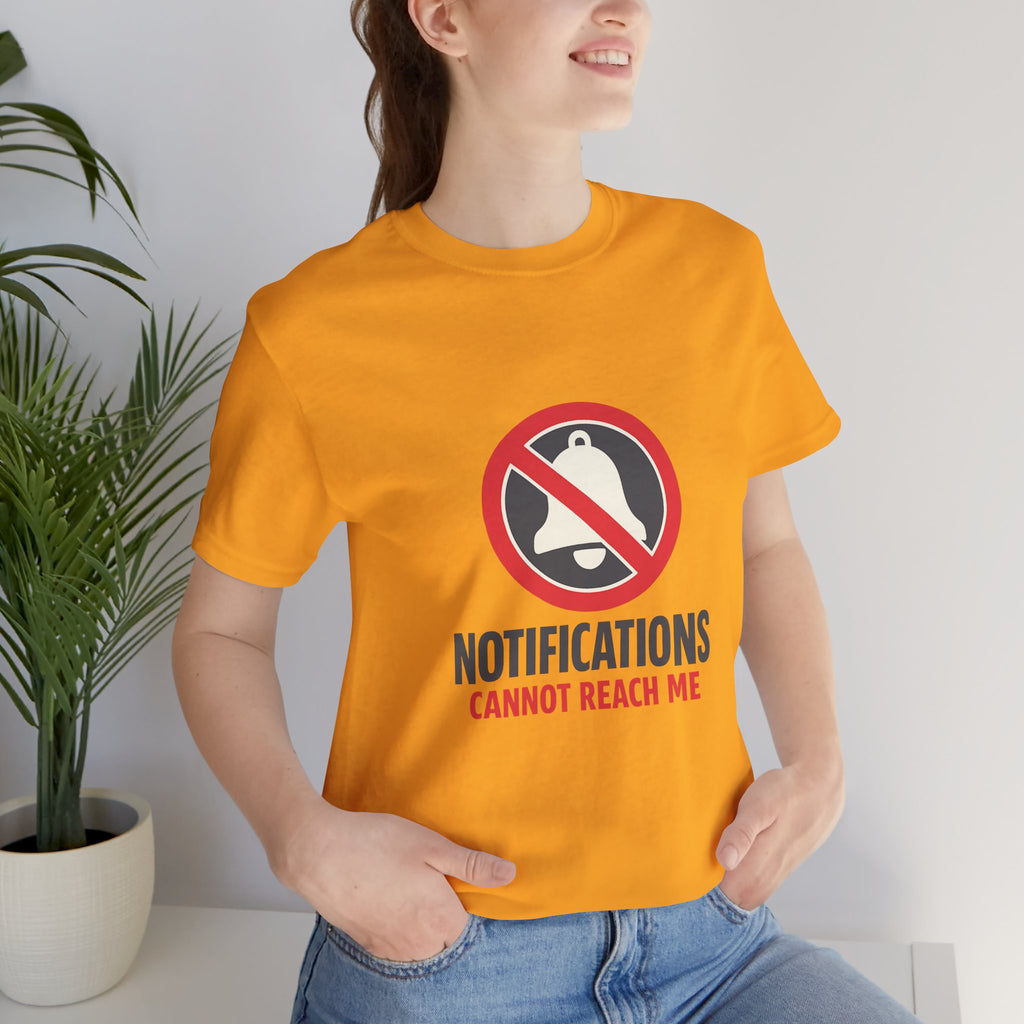 Color: Gold | Mockup 3