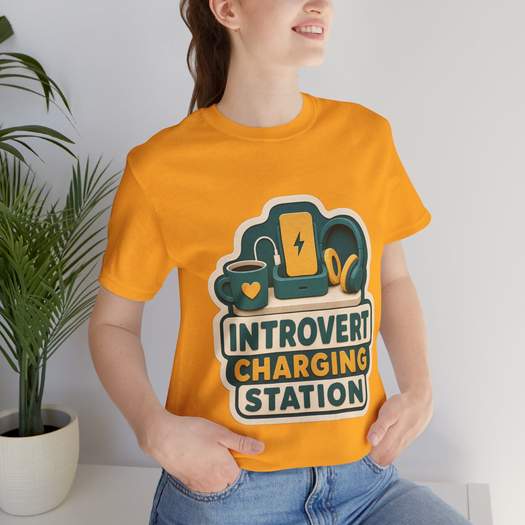 Color: Gold | Mockup 3