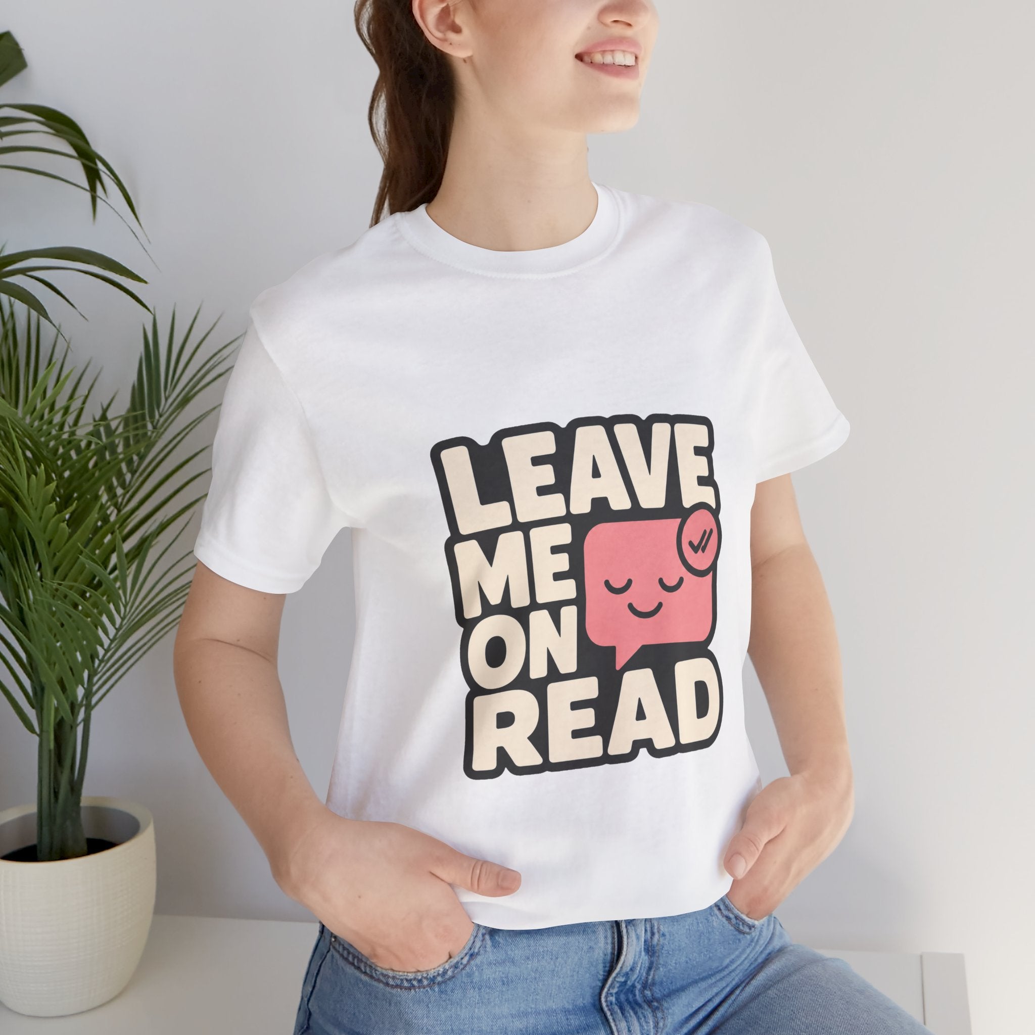 Color: White | Mockup 3
