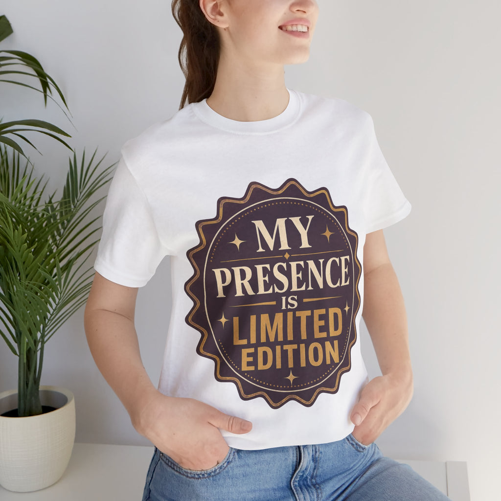 Color: White | Mockup 3