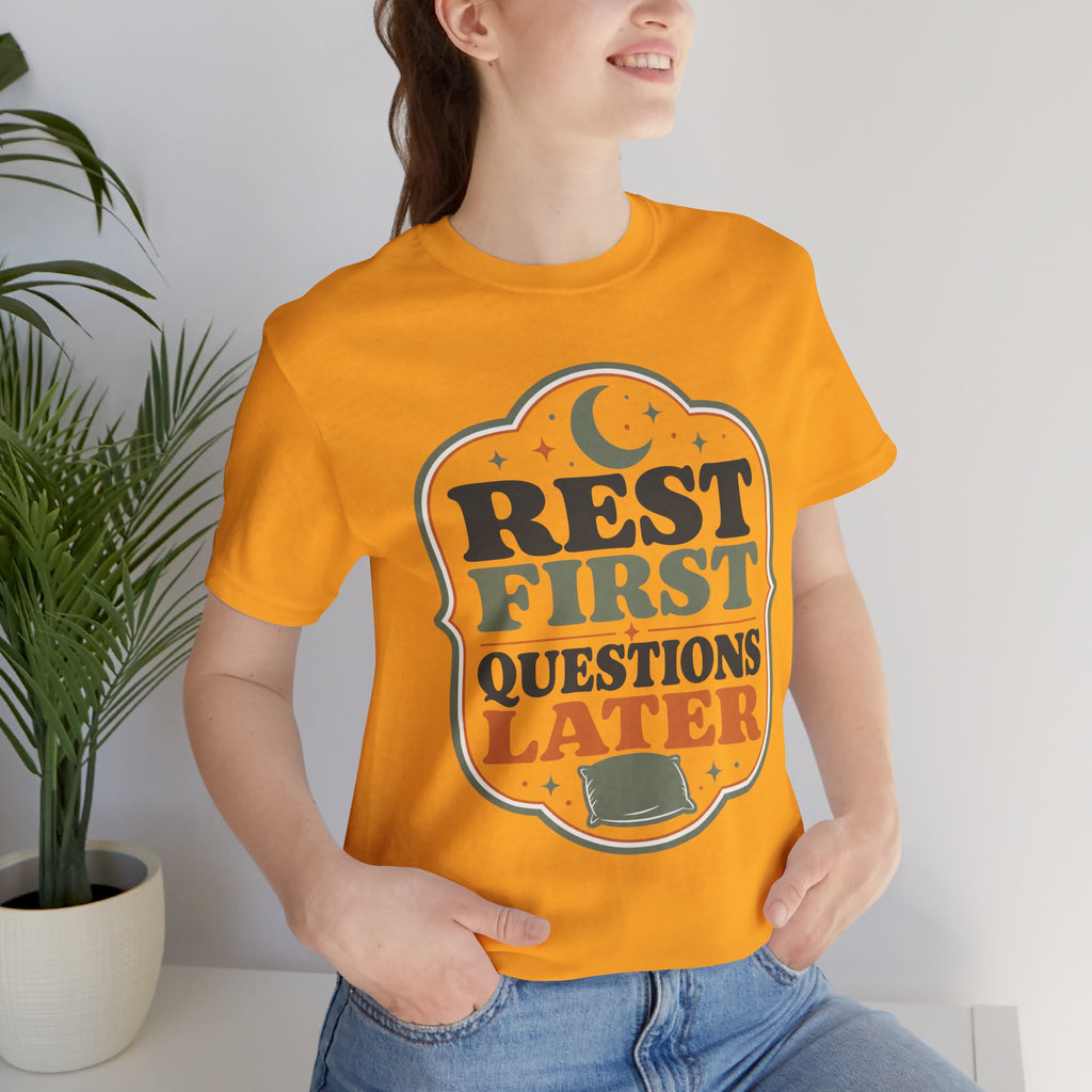 Color: Gold | Mockup 3