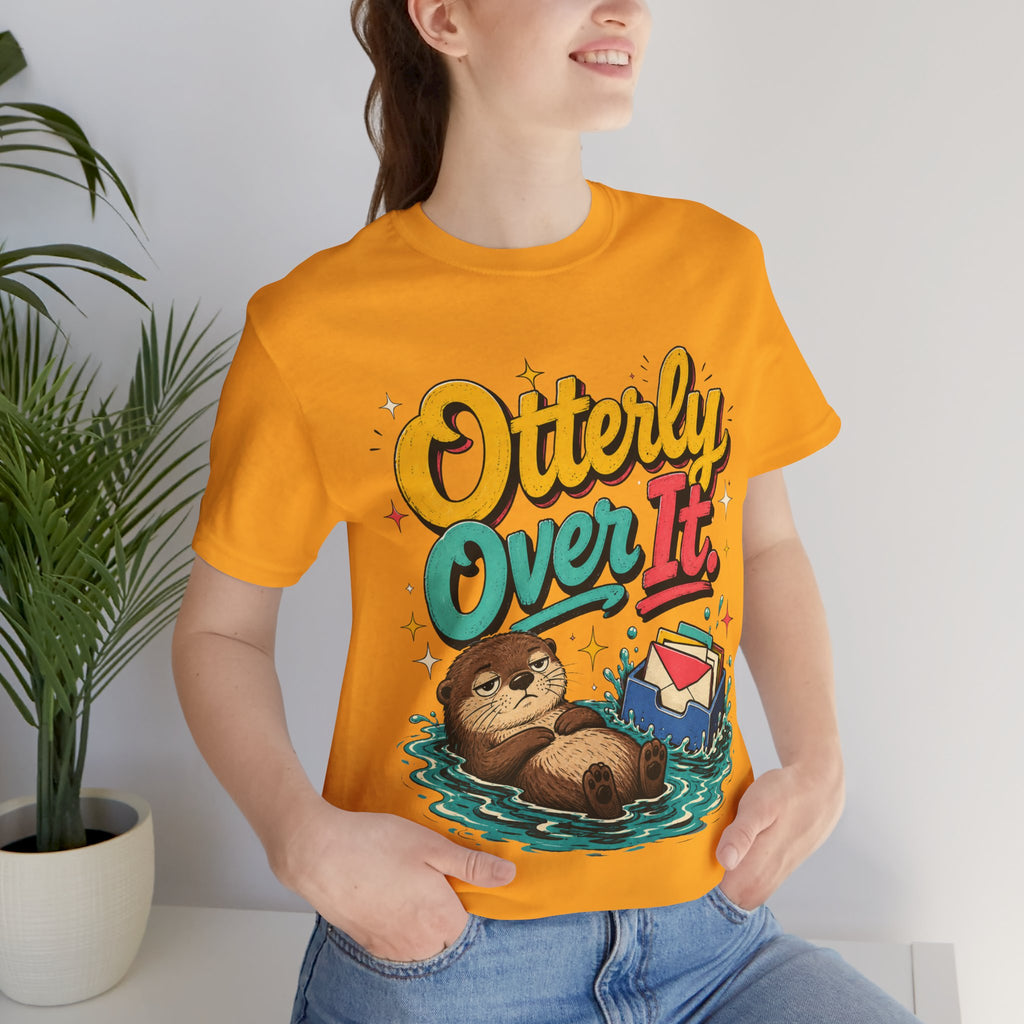 Color: Gold | Mockup 3